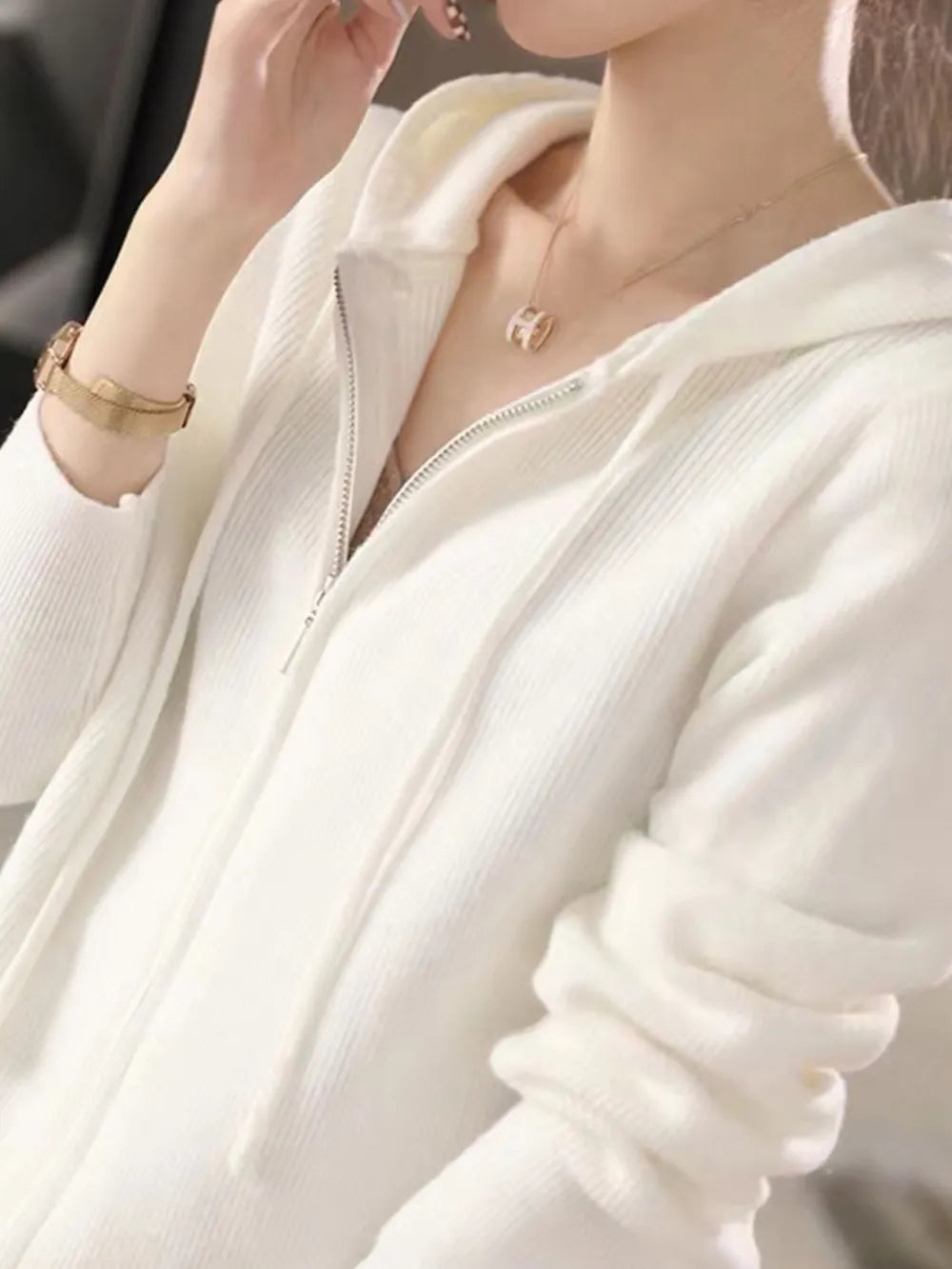 f29b8847-5991-4024-9343-b440be17f7de-Max