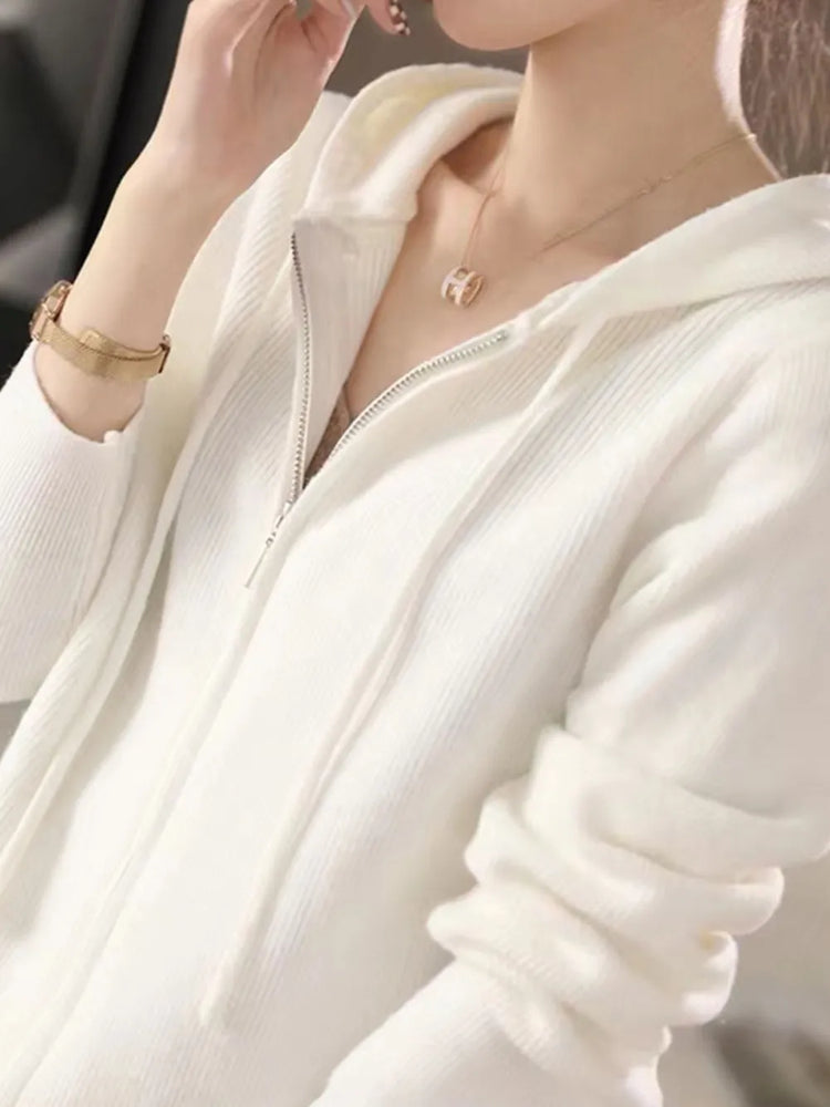 f29b8847-5991-4024-9343-b440be17f7de-Max